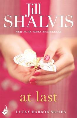 Jill Shalvis - At Last: Lucky Harbor 5 - 9781472222824 - V9781472222824