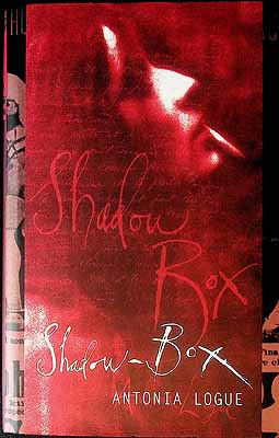 Bloomsbury Publishing Plc - Shadow-Box - 9780747539827 - KEX0303509